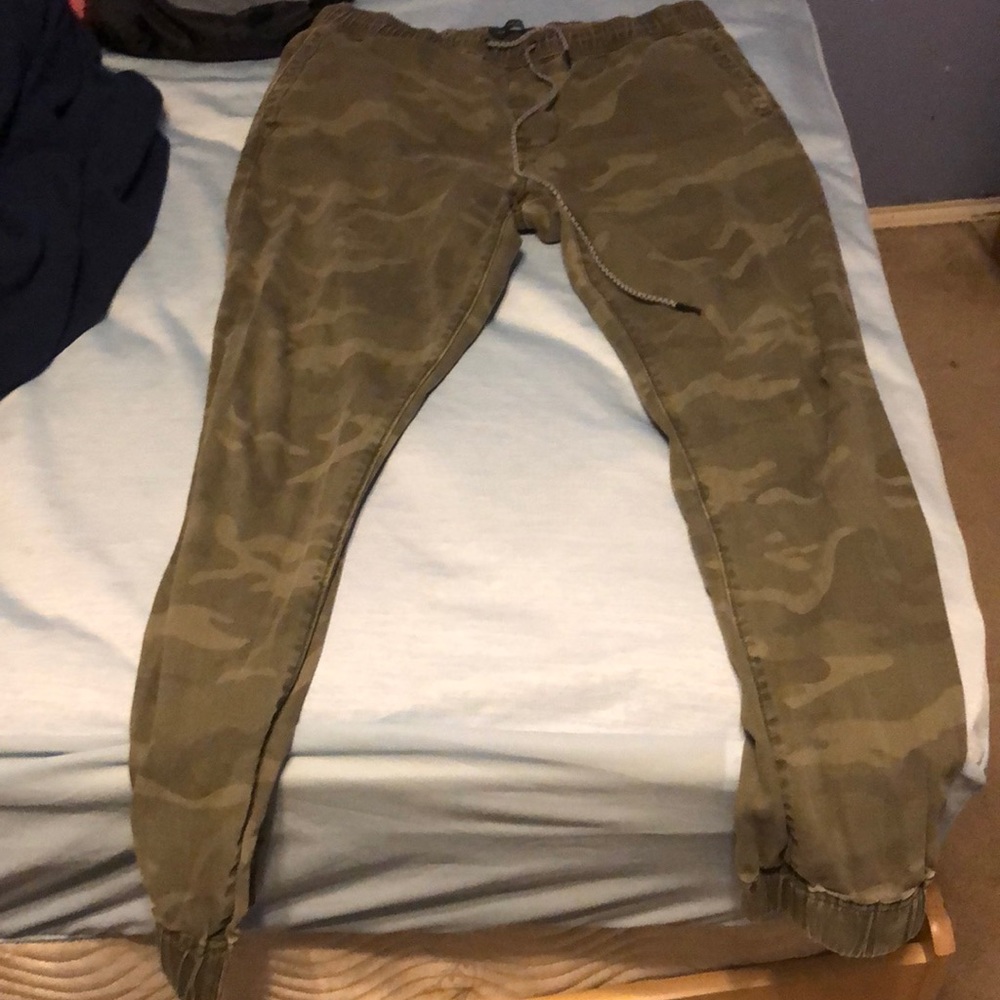 camo joggers